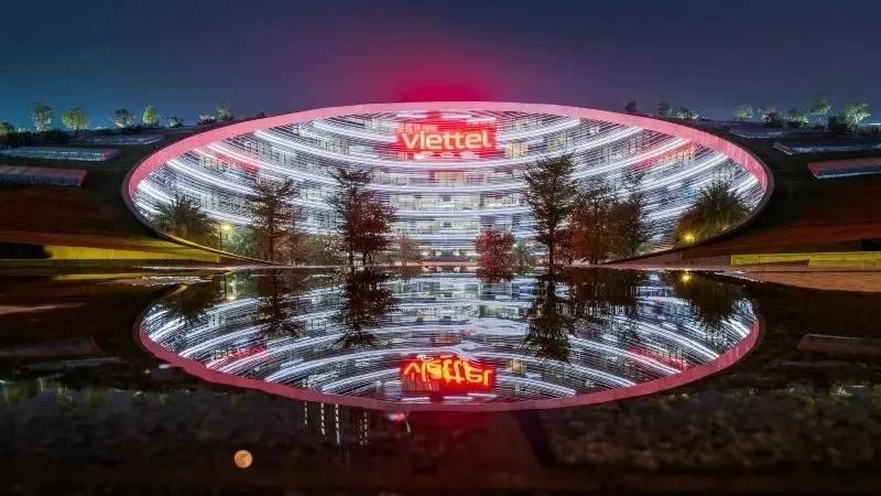 Viettel fue reconocido por noveno año consecutivo como una de las 100 marcas vietnamitas más valiosas en 2024 por Brand Finance. (Foto: VNA)