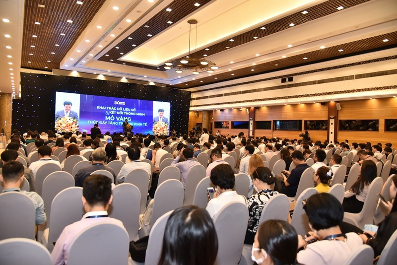 En la Cumbre de Transformación Digital Vietnam-Asia 2023. 