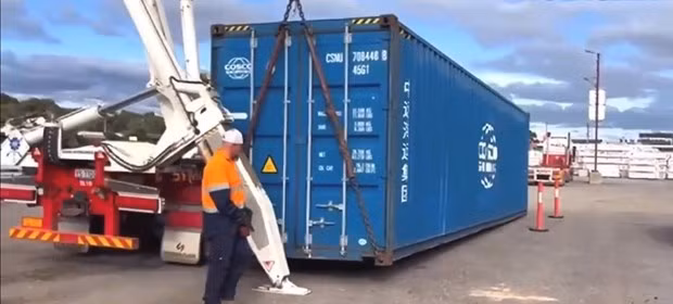 Viglacera envió el primer lote de paneles de concreto aireado en autoclave (AAC) y de concreto liviano en autoclave (ALC) a Australia. (Foto: VNA)