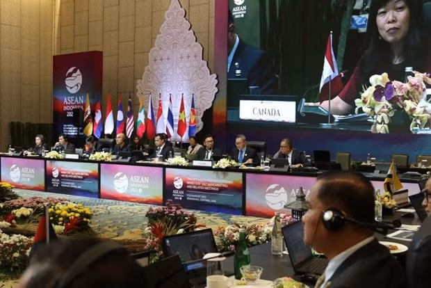 En la XII Consulta de Ministros de Economía Asean-Canadá, efectuada en agosto pasado en Indonesia. (Fotografía: VNA)
