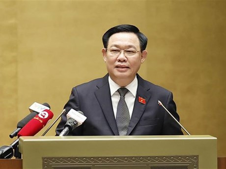 El presidente de la Asamblea Nacional de Vietnam, Vuong Dinh Hue, interviene en la cita. (Foto: VNA)