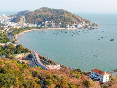 Vung Tau constituye una ciudad turística con diversos paisajes, ubicación geográfica favorable y clima templado durante todo el año. (Fuente: VNA) 