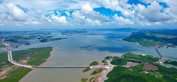 La puesta en funcionamiento de la autopista Van Don-Mong Cai creará una fuerza motriz para el desarrollo socioeconómico interregional y de la Asean. (Fotografía: VNA)