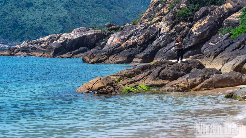 Las costas rocosas de la isla son lugares ideales para tomar hermosas fotografías.