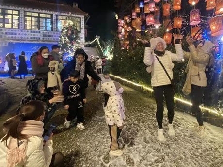 Nieve en el Festival del Invierno. (Fotografía: VNA)