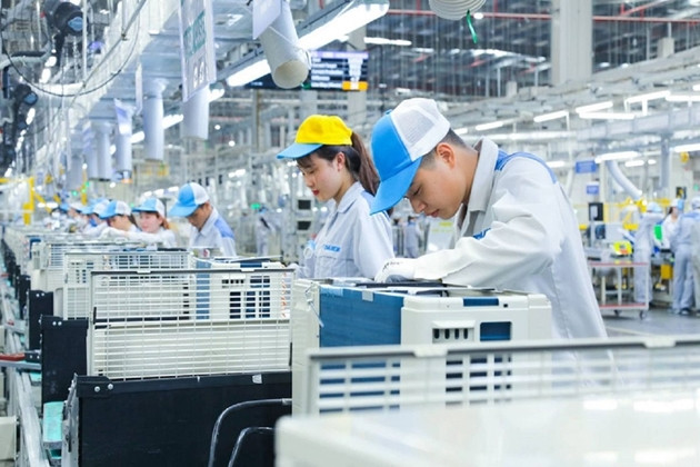 Inversión extranjera en Vietnam alcanzó 9,27 mil millones de dólares