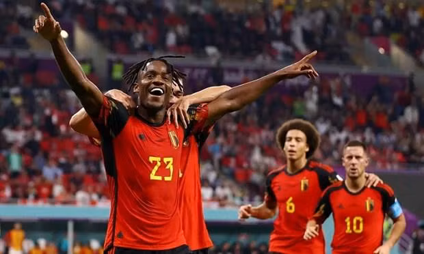 Michy Batshuayi anotó un gol para Bélgica en el primer tiempo del partido. (Fotografía: Reuters)