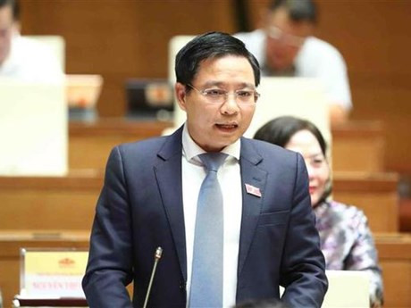 El ministro de Transporte, Nguyen Van Thang en la sesión. (Foto: VNA)