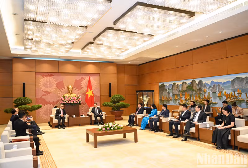 Escena de la recepción. Escena de la recepción.