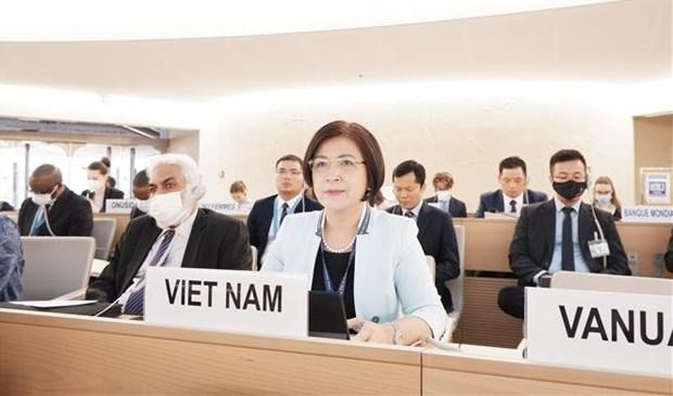 La embajadora Le Thi Tuyet Mai, representante permanente de Vietnam ante las Naciones Unidas, la Organización Mundial del Comercio (OMC) y otros organismos. (Fotografía: VNA)