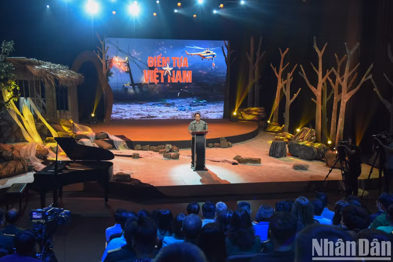 El primer ministro llama a los ciudadanos a unirse para superar las consecuencias del tifón número 3 en las provincias y ciudades del norte del país.