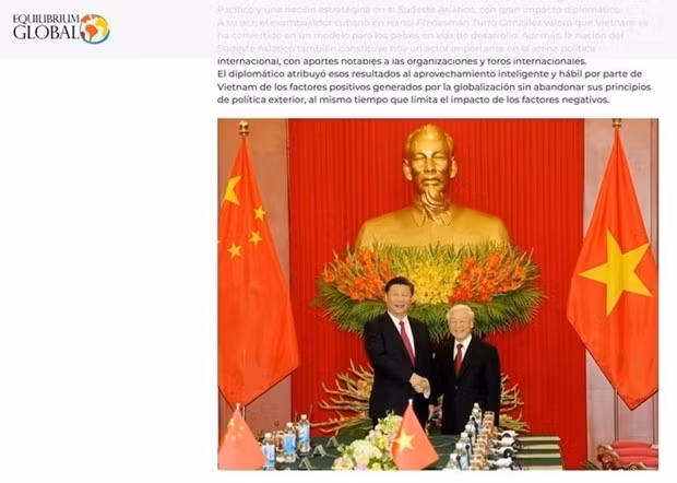 El periódico Equilibrium Global de Argentina publica el 1 de enero de 2024 un artículo elogiando la "diplomacia de bambú" de Vietnam. (Foto: VNA) El periódico Equilibrium Global de Argentina publica el 1 de enero de 2024 un artículo elogiando la "diplomacia de bambú" de Vietnam. (Foto: VNA)