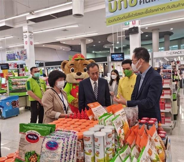 El embajador Phan Chi Thanh en un pabellón vietnamita. (Fotografía: VNA)