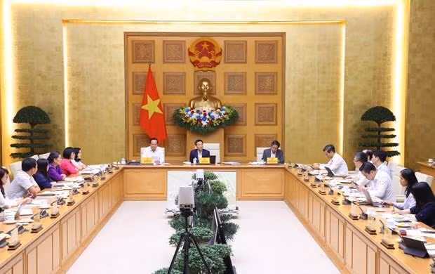 El viceprimer ministro de Vietnam Vu Duc Dam asiste al evento. (Fotografía: VNA)