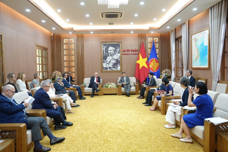 En el encuentro. (Foto: baophapluat.vn)
