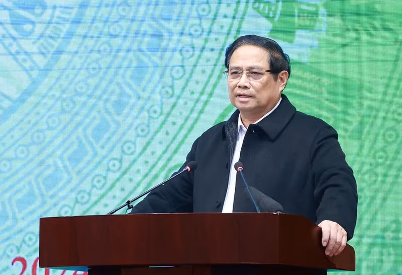 El primer ministro de Vietnam, Pham Minh Chinh, habla en la conferencia. (Foto: VNA)