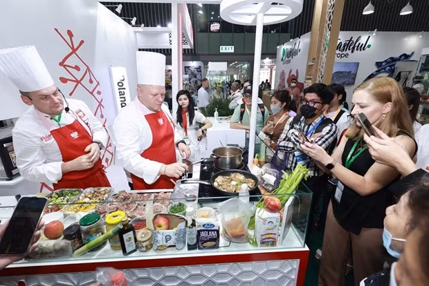 Un pabellón de empresa extranjera en el evento anterior. (Foto: Vinexad)