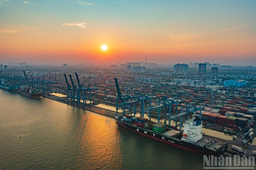 Puerto de Cat Lai, Ciudad Ho Chi Minh. (Foto: Nguyen Tuan Anh)