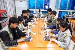 En el Colegio de Tecnología Vietnam-Corea del Sur de la provincia de Bac Giang. (Funete: VNA)