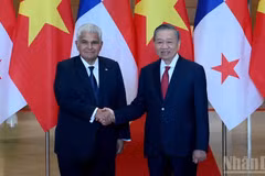 El secretario general del Partido Comunista y presidente de Vietnam, To Lam, y el presidente de Panamá, José Raúl Mulino. (Foto: Dang Khoa/nhandan.vn)