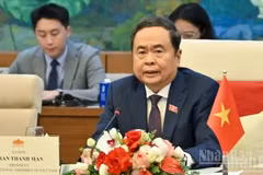 El presidente de la Asamblea Nacional de Vietnam, Tran Thanh Man, y su cónyuge, efectúan visitas oficiales a Corea del Sur y Mongolia del 6 al 11 de septiembre.