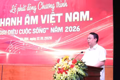 El viceministro de Cultura, Deportes y Turismo Nguyen Huy Dung interviene en el acto. (Foto: TRAN HUAN)