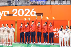 La selección femenina vietnamita de sepak takraw obtuvo el oro en la final de la modalidad por equipos de cuatro jugadoras de los ASIAD 2026. (Foto: VNA)