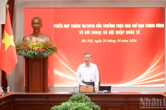 El secretario general del Partido Comunista y presidente de Vietnam, To Lam, interviene en la reunión. (Foto: Nhan Dan)