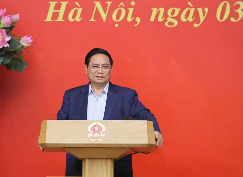 El primer ministro Pham Minh Chinh habla en la reunión. (Fotografía: Nhan Dan)