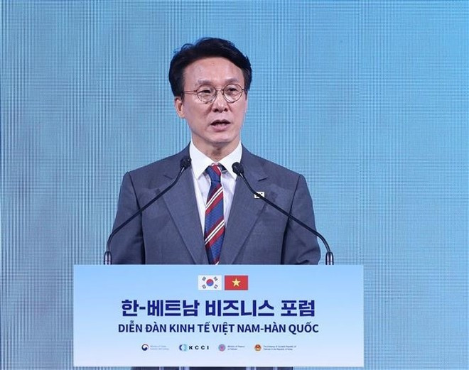 El primer ministro de Corea del Sur, Kim Min-seok, interviene en el foro. (Foto: VNA) El primer ministro de Corea del Sur, Kim Min-seok, interviene en el foro. (Foto: VNA)