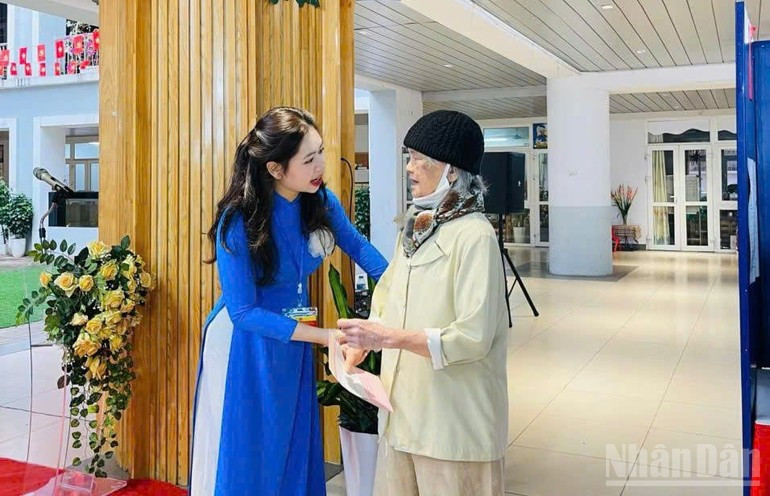 Las fuerzas al servicio de los comicios están dispuestas a ayudar a los ciudadanos de edad avanzada para que ejerzan su derecho con comodidad y conforme a la ley.