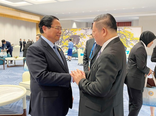 El primer ministro vietnamita, Pham Minh Chinh, y el secretario general de la Asean, Kao Kim Hourn. (Foto: VNA) El primer ministro vietnamita, Pham Minh Chinh, y el secretario general de la Asean, Kao Kim Hourn. (Foto: VNA)