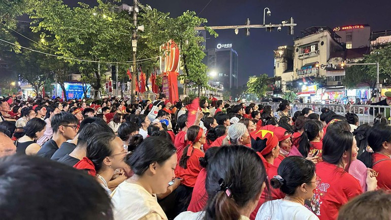 El cruce de Cua Nam-Hang Bong.