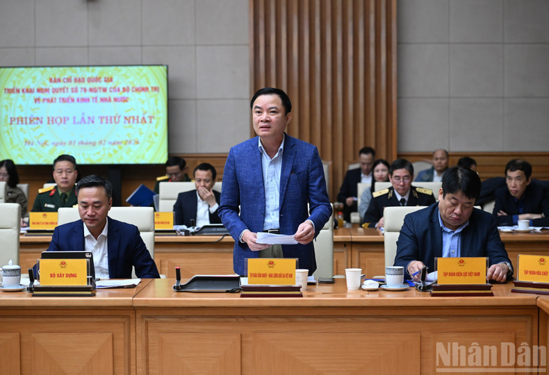 El presidente del Grupo Nacional de Industria y Energía de Vietnam (Petrovietnam), Le Ngoc Son.