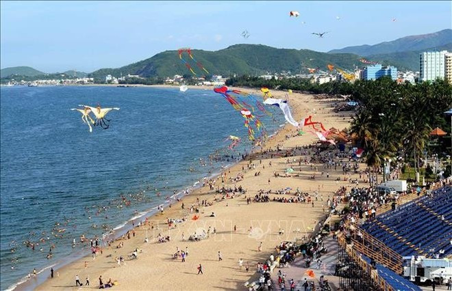 Nha Trang cuenta con hermosas playas naturales y una amplia variedad de actividades recreativas. (Foto: VNA)