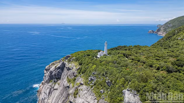 Destinos destacados con tonos azules del mar en Cu Lao Cham
