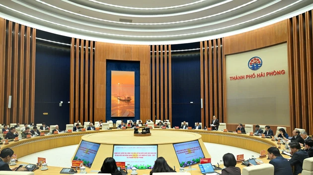 El presidente de la ANV, Tran Thanh Man, titular del Consejo Electoral Nacional, pronuncia el discurso de clausura de la cita.