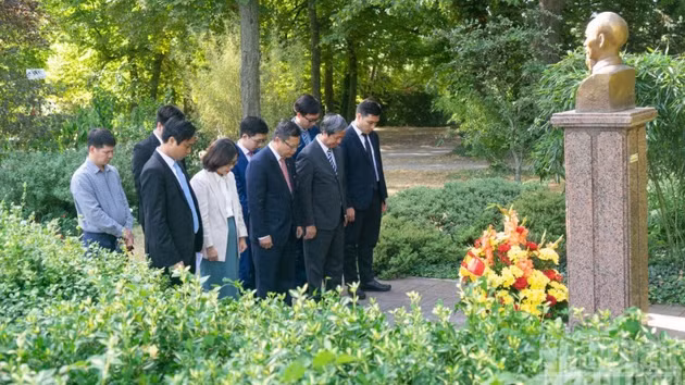 [Foto] Vietnam y Francia intercambian experiencias sobre políticas públicas