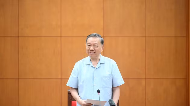 [Foto] Máximo dirigente de Vietnam dirige reunión sobre investigación científica básica