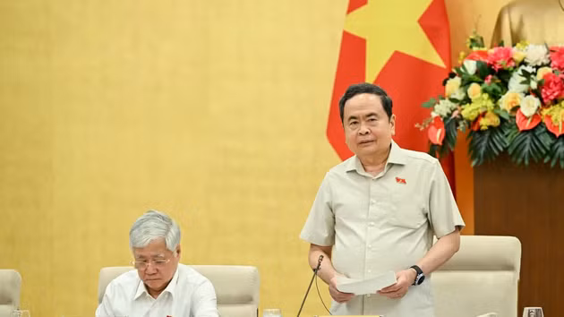 El presidente de la Asamblea Nacional de Vietnam, Tran Thanh Man, habla en la cita (Foto: Duy Linh)