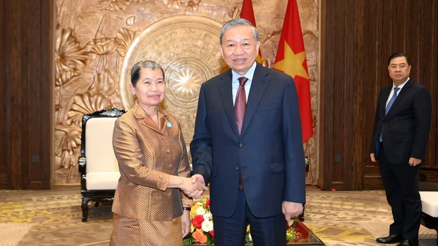 [Foto] Líder partidista vietnamita recibe a vicepresidenta del Partido Popular de Camboya