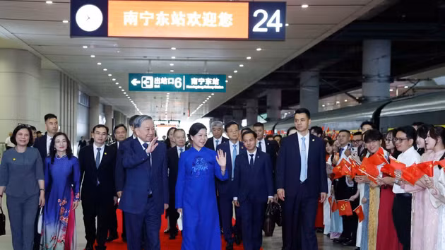 [Foto] Máximo dirigente vietnamita concluye con éxito su visita de Estado a China