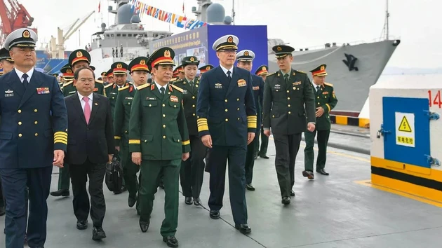 [Foto] Momentos destacados en el décimo Intercambio de Amistad de Defensa Fronteriza Vietnam–China 