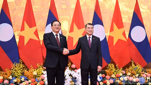 [Foto] Premier de Vietnam preside la recepción ceremonial a su homólogo laosiano