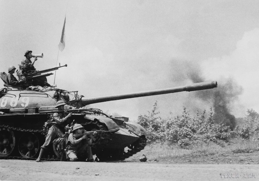 [Foto] 50 años de la victoria de Buon Ma Thuot: Un punto de inflexión histórico en la liberación de la Altiplanicie Central