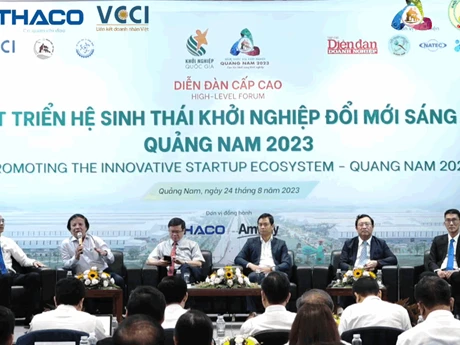 En el foro (Foto: baoquangnam.vn)