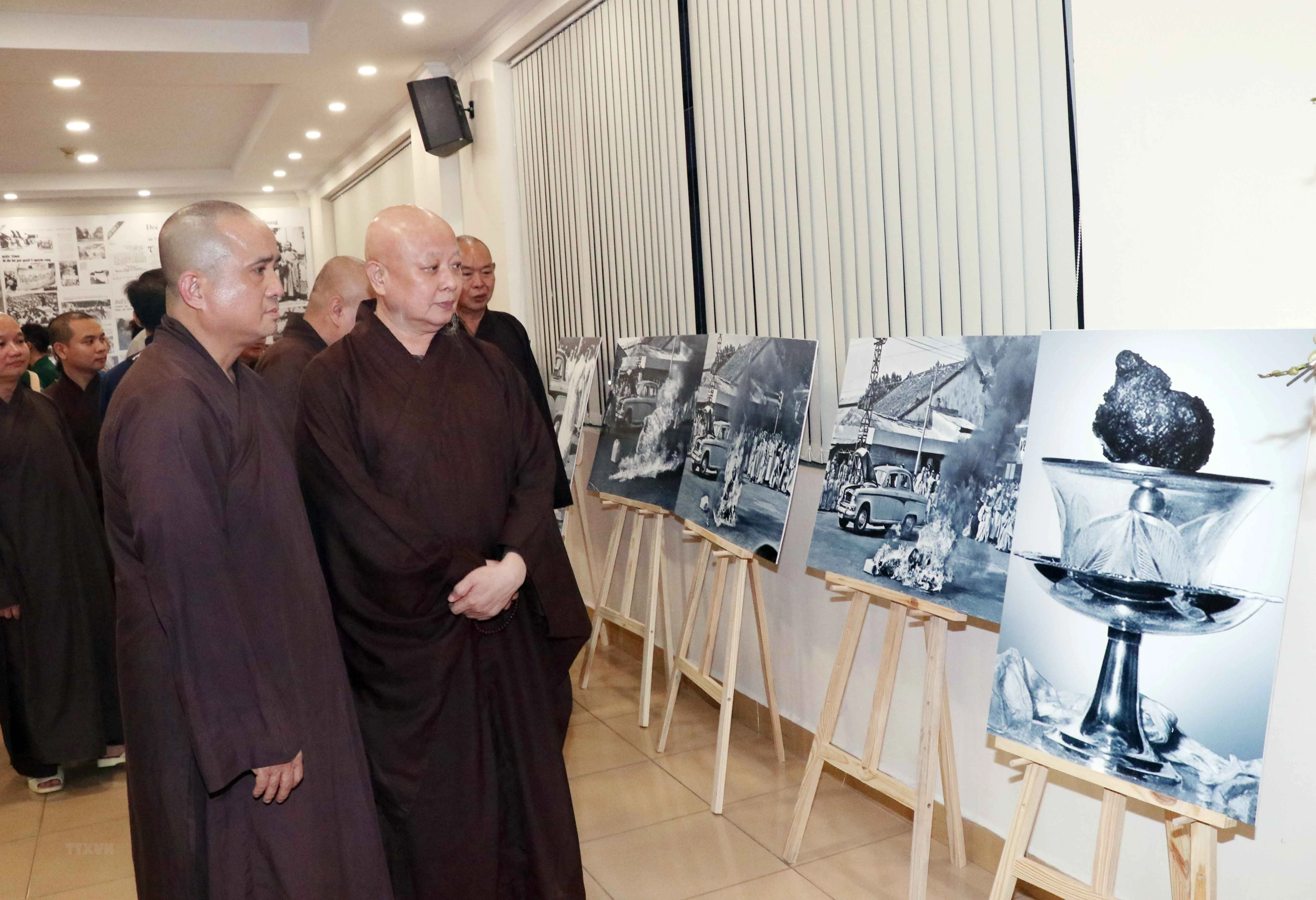 En la exposición. (Fotografía: VNA)