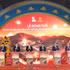 El viceprimer ministro Nguyen Van Thang y otros delegados pulsan el botón para dar inicio oficialmente a la ceremonia de colocación de la primera piedra del proyecto del complejo del teleférico turístico histórico y cultural de Dien Bien Phu. (Foto: Nhan Dan)