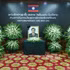 Una solemne ceremonia en homenaje a Xaysomphone Phomvihane, presidente de la Asamblea Nacional de Laos, se celebra en la Embajada de Laos en Hanói. 