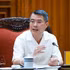 El primer ministro de Vietnam, Le Minh Hung, habla en la sesión. (Foto: VNA)